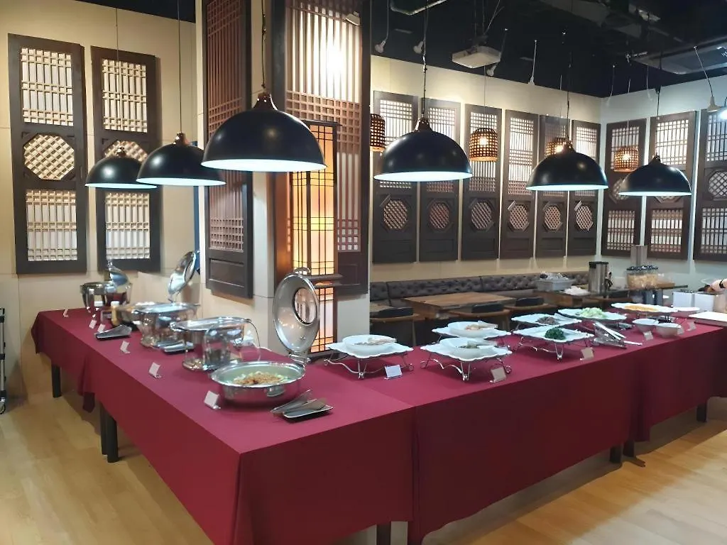 Starhills Hotel At Namdaemun Market Center Seoul